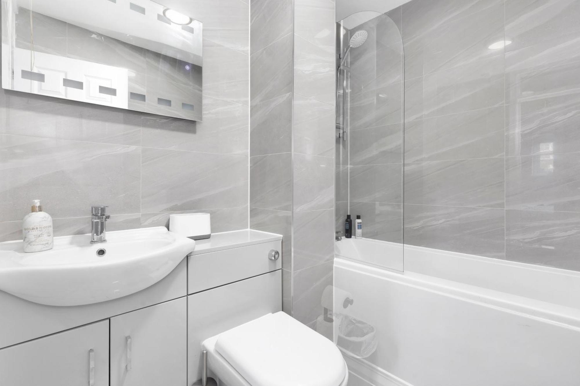 Waterside 4 Bed Apartment London Exterior foto
